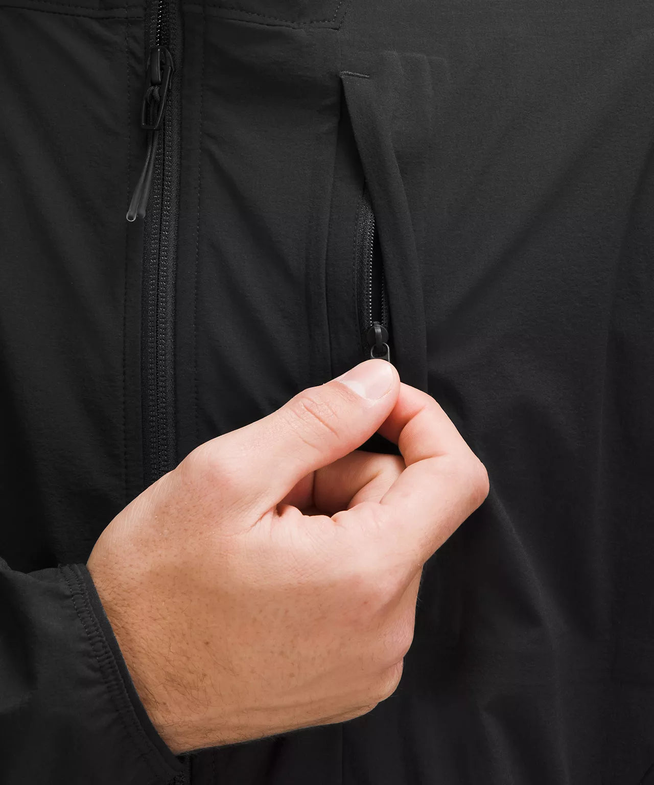 SOJOURN WINDBREAKER JACKET