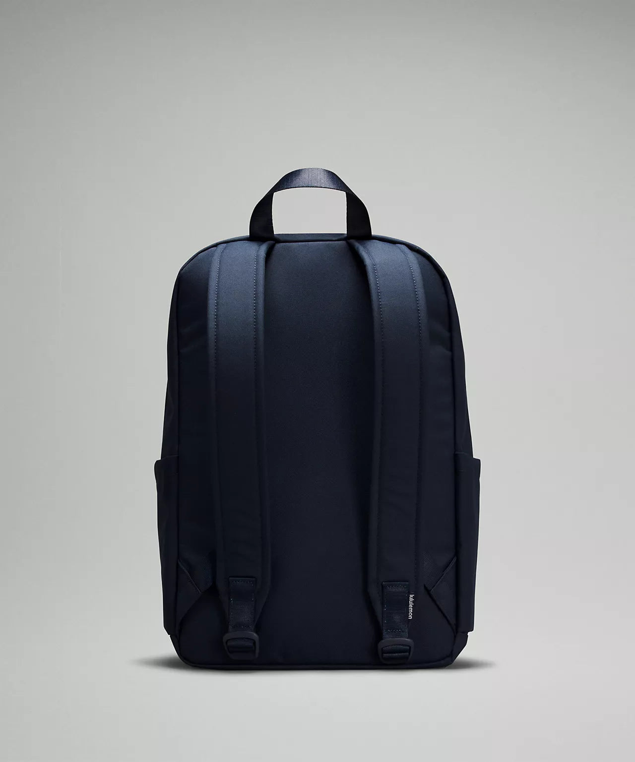 EVERYWHERE BACKPACK VOLUME 22L