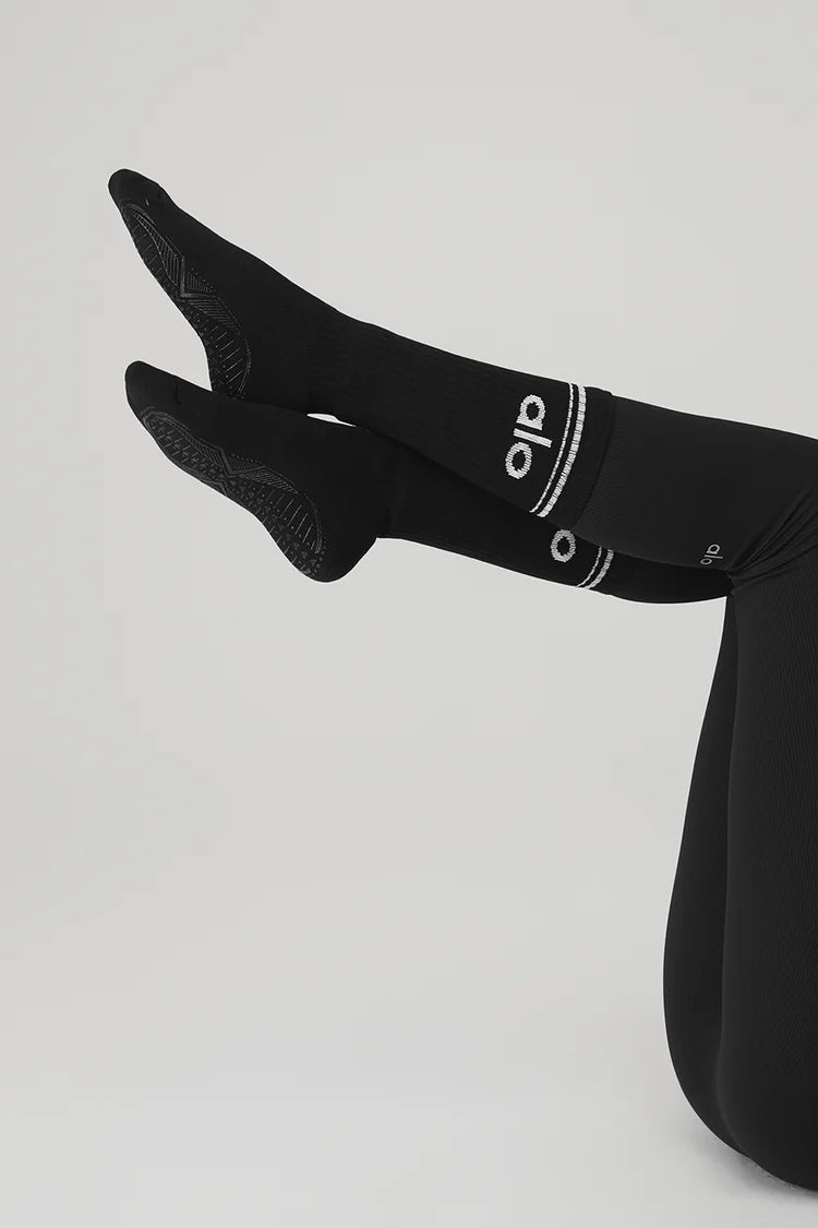 WOMEN’S THROWBACK BARRE SOCK