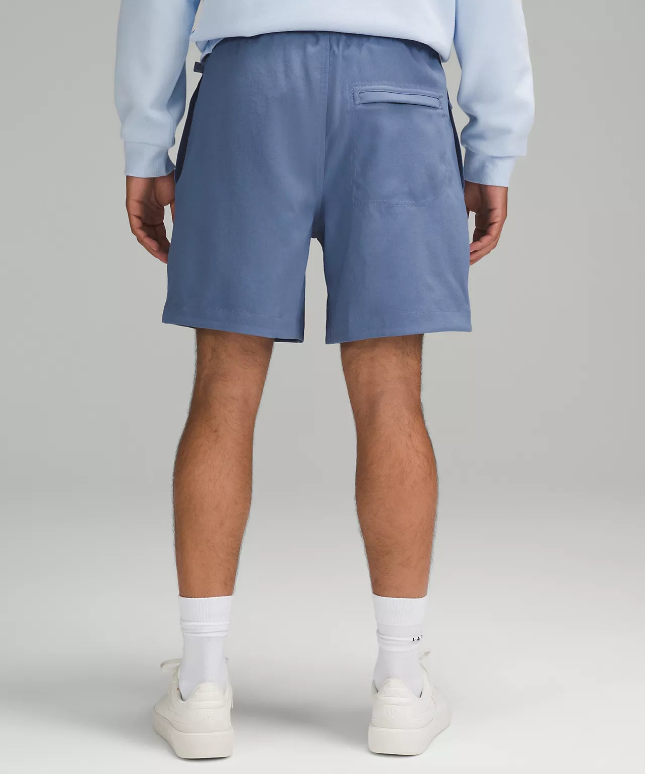 RELAXED-FIT PULL-ON SHORT LIGHT WOVEN