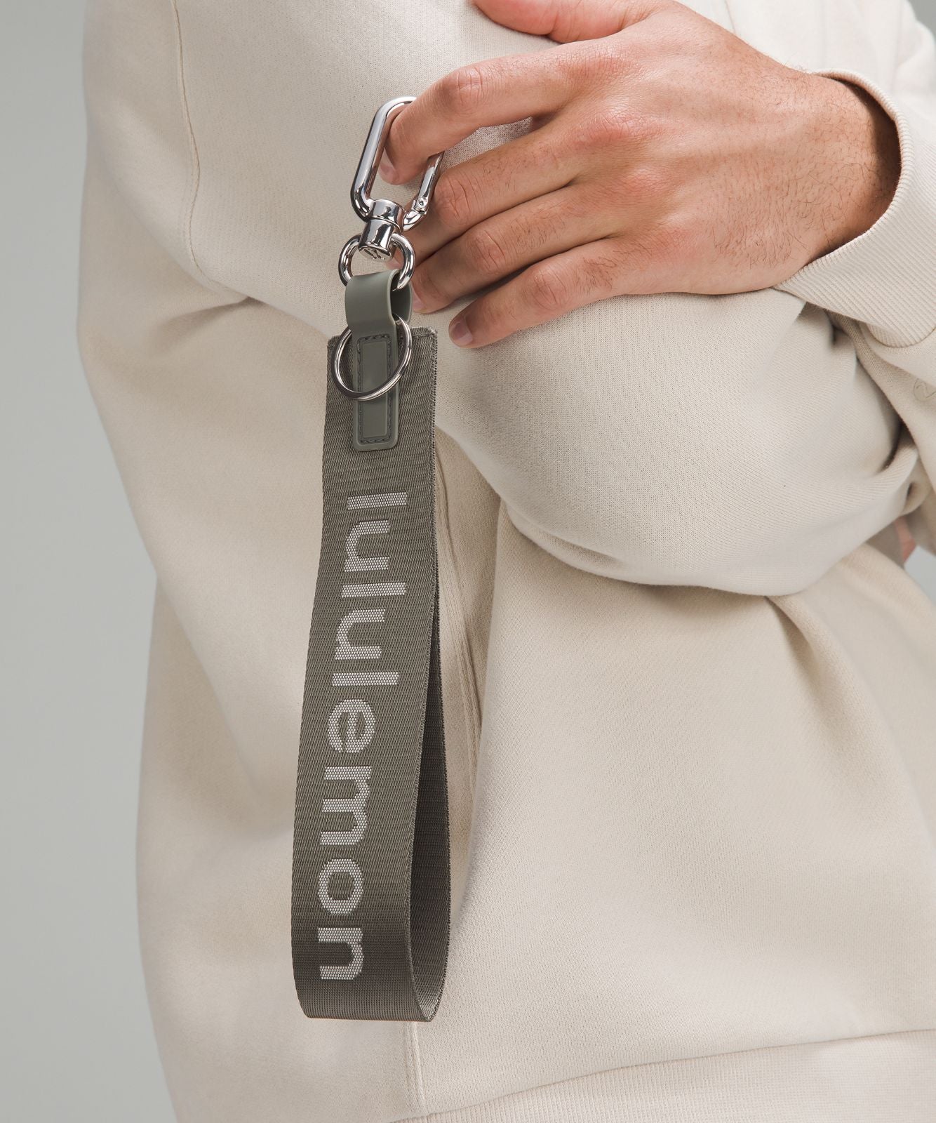 NEVER LOST KEYCHAIN
