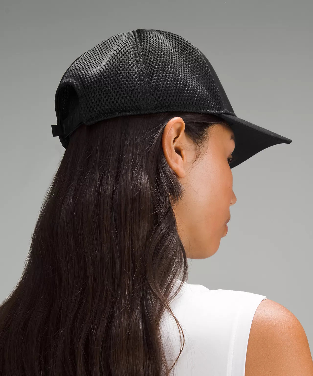 LULULEMON TRUCKER HAT