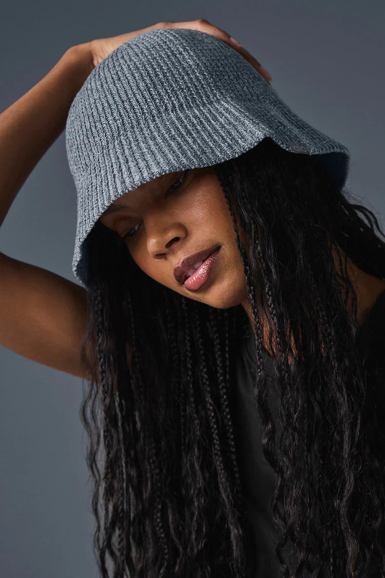 DENIM KNIT CLOCHE