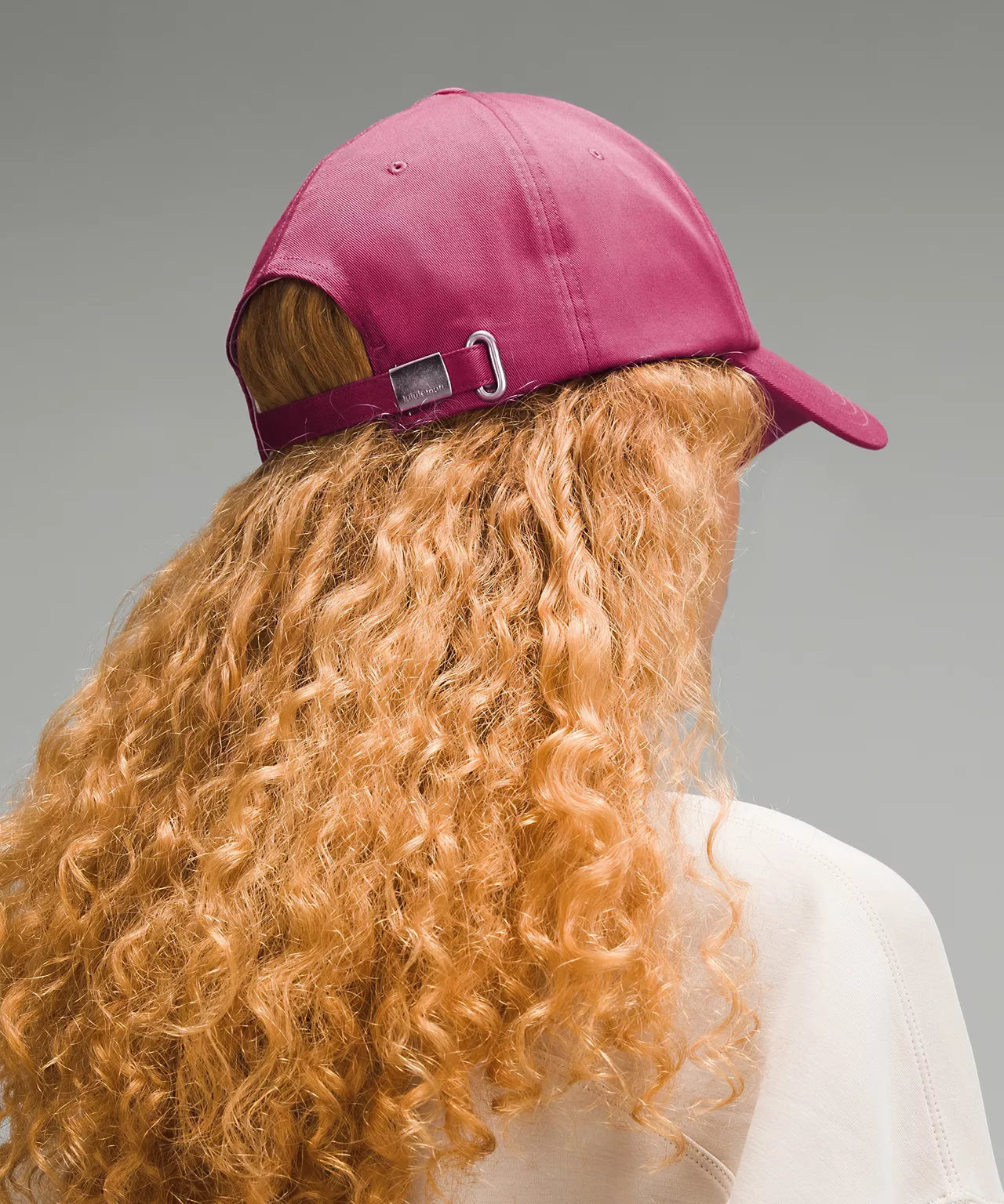 CLASSIC UNISEX BALL CAP