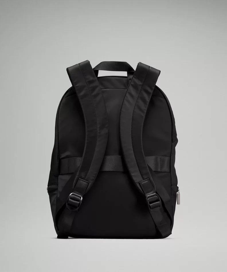 CITY ADVENTURER BACKPACK