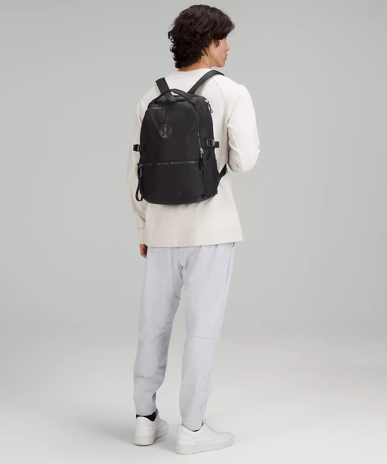 NEW CREW BACKPACK VOLUME 22L