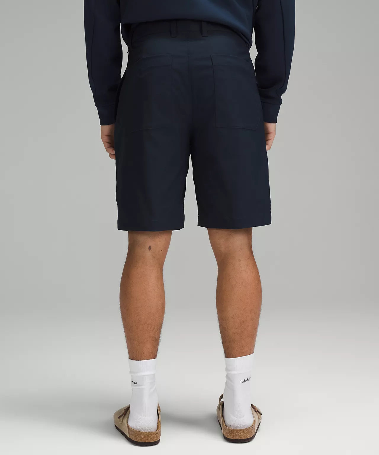 RELAXED-FIT SMOOTH TWILL SHORT 9”