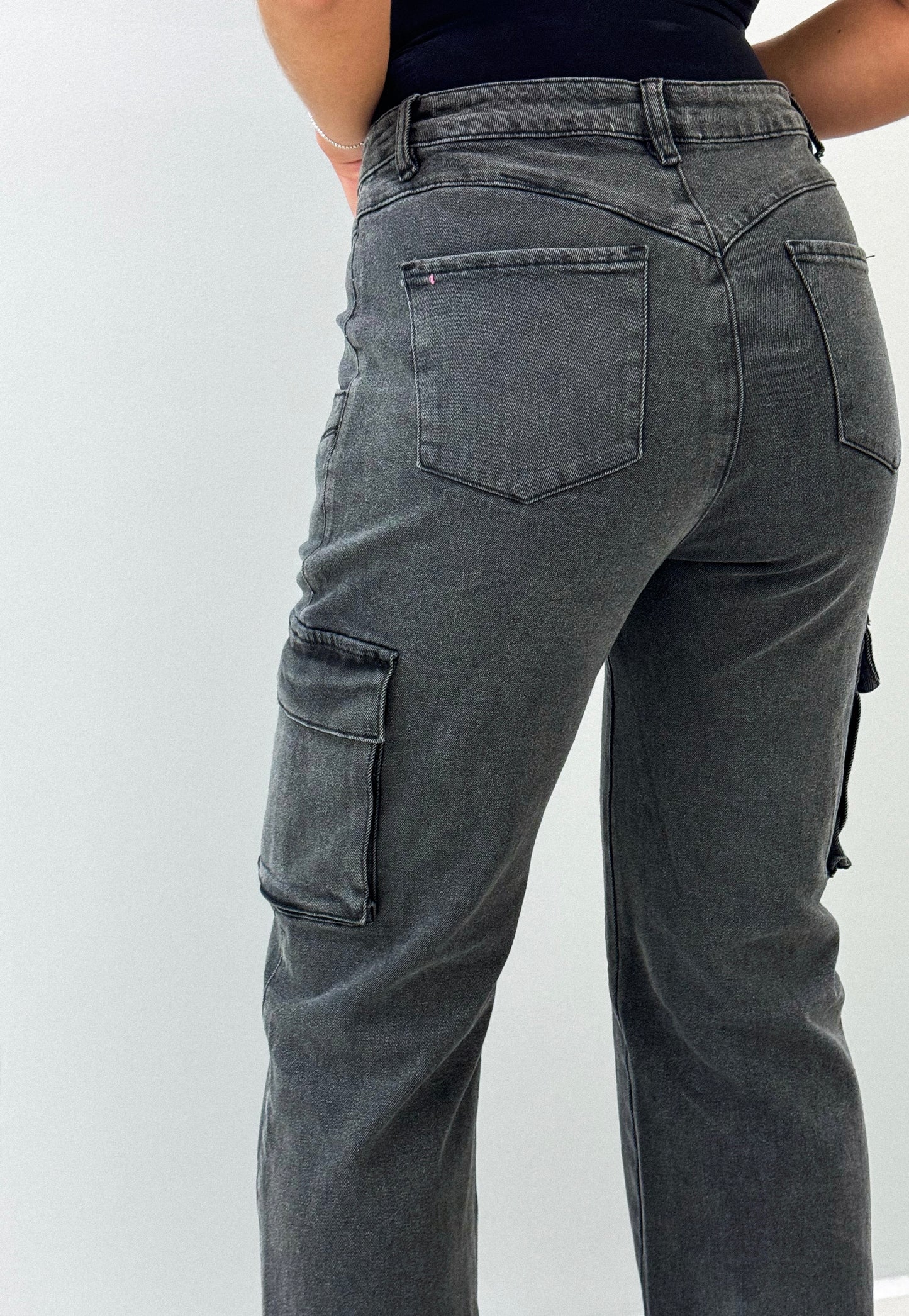 ALEXA CARGO JEANS