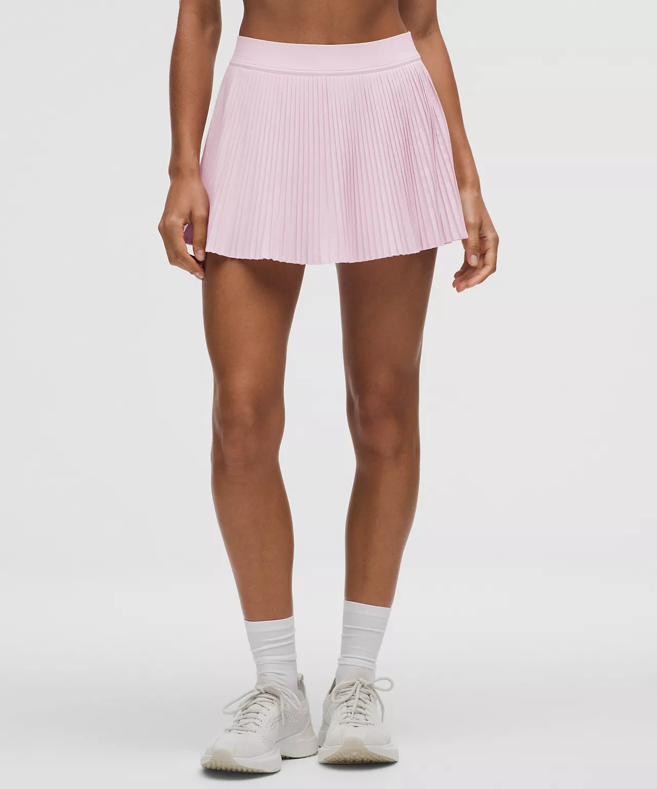 VARSITY HIGH-RISE PLEATED TENNIS SHIRT