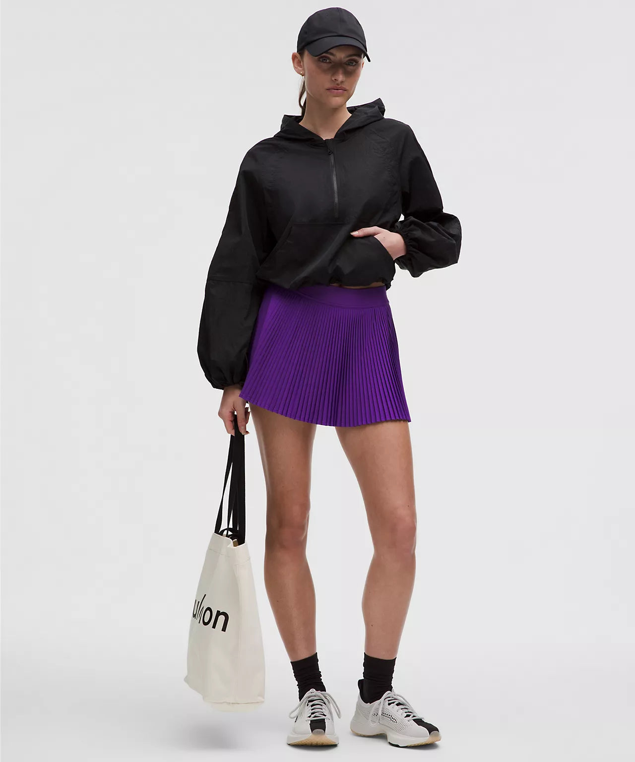VARSITY HIGH-RISE PLEATED TENNIS SHIRT