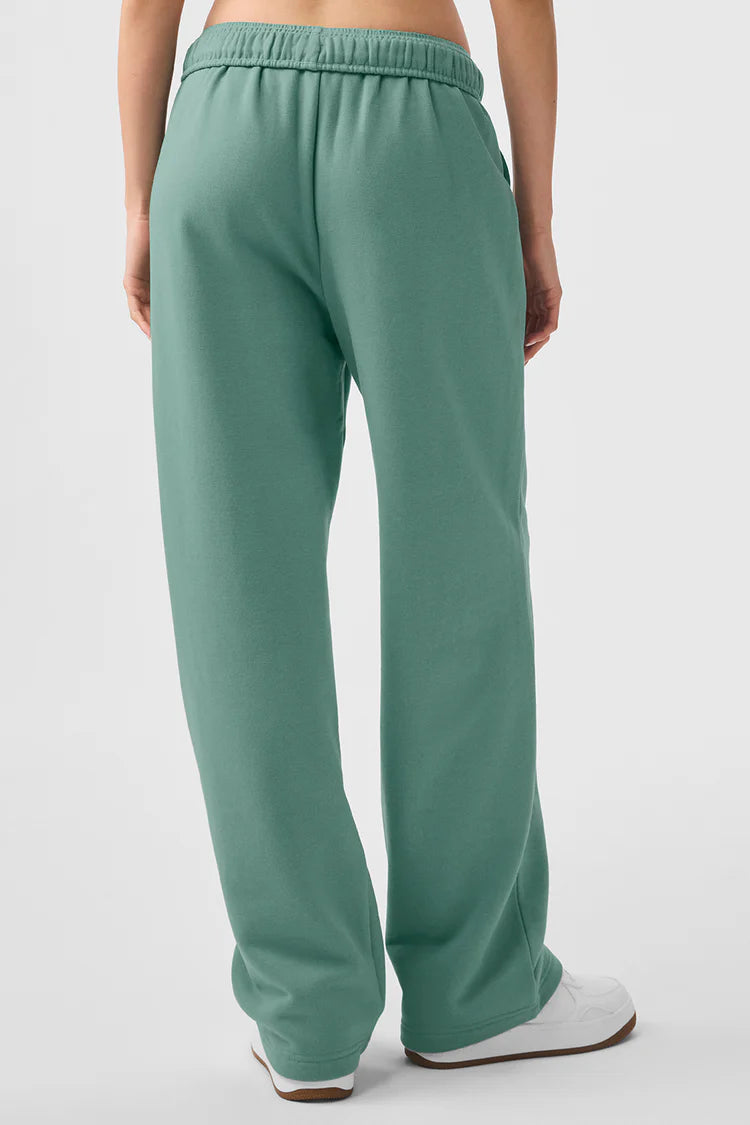 ACCOLADE STRAIGHT LEG SWEATPANT